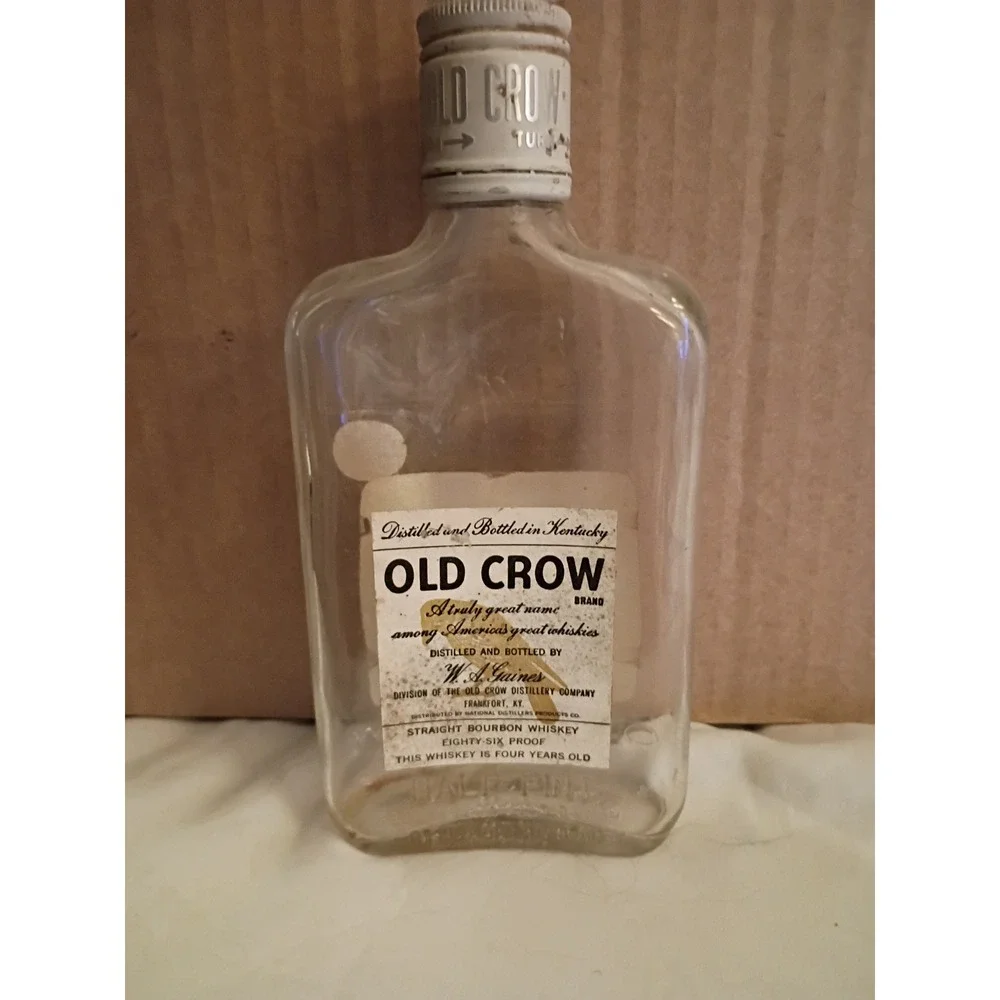 Vintage Old Crow Kentucky Bourbon Whiskey Half Pint Glass Bottle 6.5in 1965